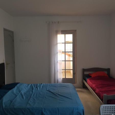 Studio Pour 3 Personnes Au Calme Dans Villa Ница Екстериор снимка