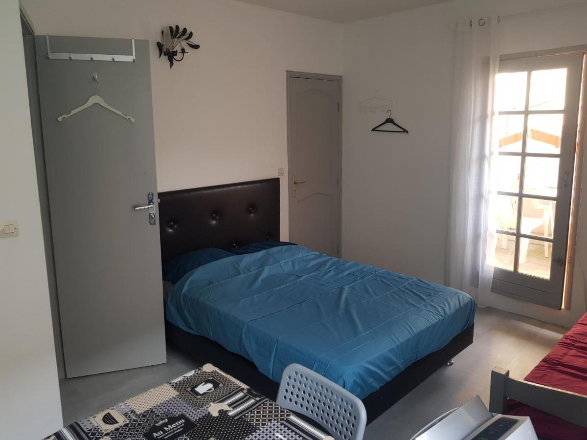 Studio Pour 3 Personnes Au Calme Dans Villa Ница Екстериор снимка